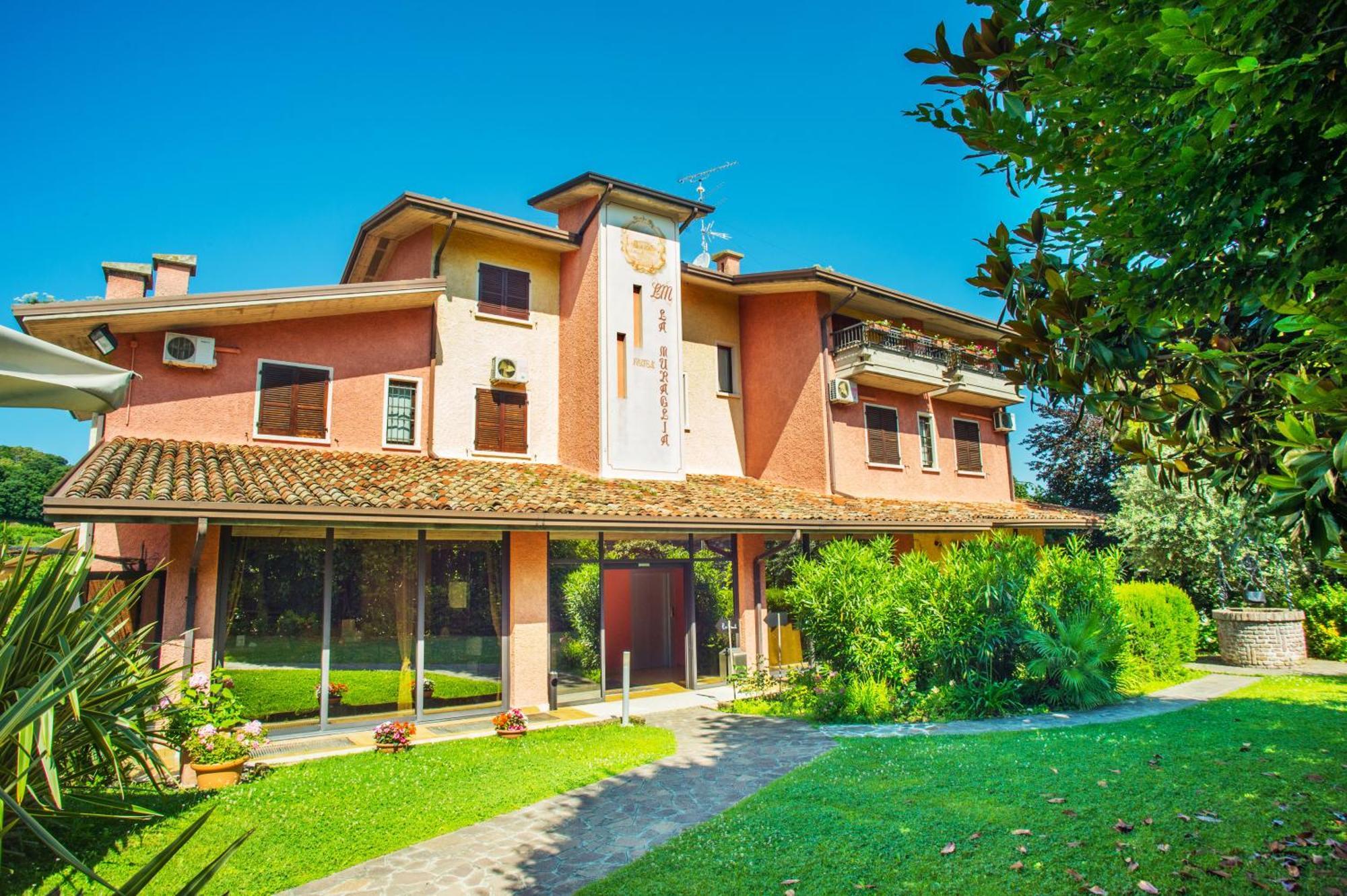 Hotel Il Castello Pozzolengo Exterior foto